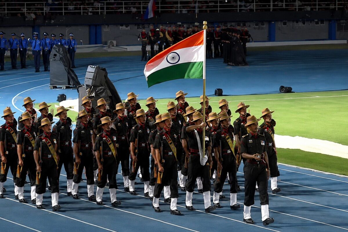 सेशेल्स में लहराया भारतीय तिरंगा, इंडियन आर्मी और नेवी का दिखा जलवा