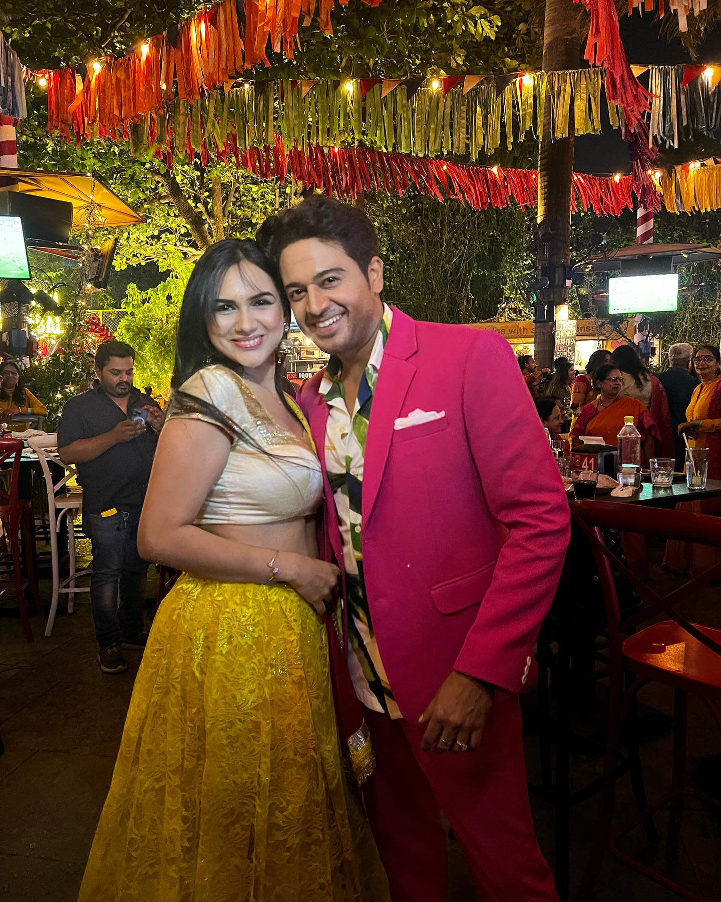 'Anupama' proved to be a big turning point in Gaurav Khanna's career. Gaurav Khanna's show 'Anupama' with Rupali Ganguly was a superhit and the actor joined the list of TV's most popular and highest paid actors. He capitalized on the popularity of this serial in Celebrity Master Chef and Bigg Boss. He used to charge Rs 2.5 lakh for every episode of 'Anupama'. Whereas for Bigg Boss, Gaurav Khanna got a fee of Rs 17.5 lakh. 'Anupama' proved to be a big turning point in Gaurav Khanna's career. Gaurav Khanna's show 'Anupama' with Rupali Ganguly was a superhit and the actor joined the list of TV's most popular and highest paid actors. He capitalized on the popularity of this serial in Celebrity Master Chef and Bigg Boss. He used to charge Rs 2.5 lakh for every episode of 'Anupama'. Whereas for Bigg Boss, Gaurav Khanna got a fee of Rs 17.5 lakh.