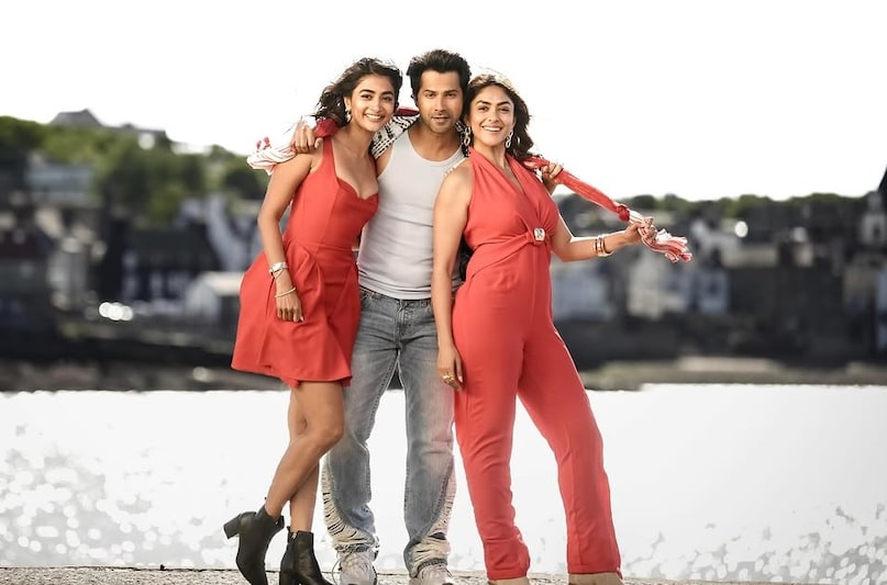 Hai Jawani Toh Ishq Hona Hai box office collection, Hai Jawani Toh Ishq Hona Hai box office collection, day 3, Bandar movie total box office collection worldwide, Varun Dhawan new movie weekend collection, Bobby Deol Bandar movie Sunday collection report, है जवानी तो इश्क होना है बॉक्स ऑफिस कलेक्शन, है जवानी तो इश्क होना है बॉक्स ऑफिस कलेक्शन डे 3, बंदर बॉक्स ऑफिस कलेक्शन डे 3, बॉबी देओल अनुराग कश्यप बंदर मूवी कलेक्शन, है जवानी तो इश्क होना है वर्सेस बंदर बॉक्स ऑफिस Hai Jawani Toh Ishq Hona Hai box office collection, Hai Jawani Toh Ishq Hona Hai box office collection, day 3, Bandar movie total box office collection worldwide, Varun Dhawan new movie weekend collection, Bobby Deol Bandar movie Sunday collection report, है जवानी तो इश्क होना है बॉक्स ऑफिस कलेक्शन, है जवानी तो इश्क होना है बॉक्स ऑफिस कलेक्शन डे 3, बंदर बॉक्स ऑफिस कलेक्शन डे 3, बॉबी देओल अनुराग कश्यप बंदर मूवी कलेक्शन, है जवानी तो इश्क होना है वर्सेस बंदर बॉक्स ऑफिस