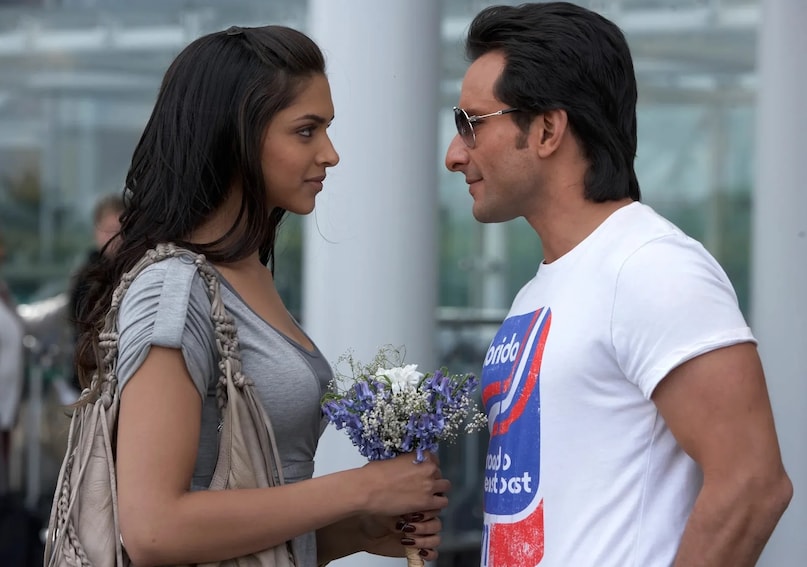 Love Aaj Kal 2009 vs Love Aaj Kal 2020 comparison, Imtiaz Ali romantic movies budget and collection, Why Kartik Aaryan Sara Ali Khan Love Aaj Kal failed, Saif Ali Khan Deepika Padukone Love Aaj Kal hit or flop, Same name Bollywood movies box office history, लव आज कल बॉक्स ऑफिस कलेक्शन, सैफ अली खान दीपिका पादुकोण लव आज कल 2009, कार्तिक आर्यन सारा अली खान लव आज कल 2020 फ्लॉप, इम्तियाज अली कल्ट लव स्टोरी फिल्में, एक ही नाम से बनी दो फिल्में बॉक्स ऑफिस रिपोर्ट