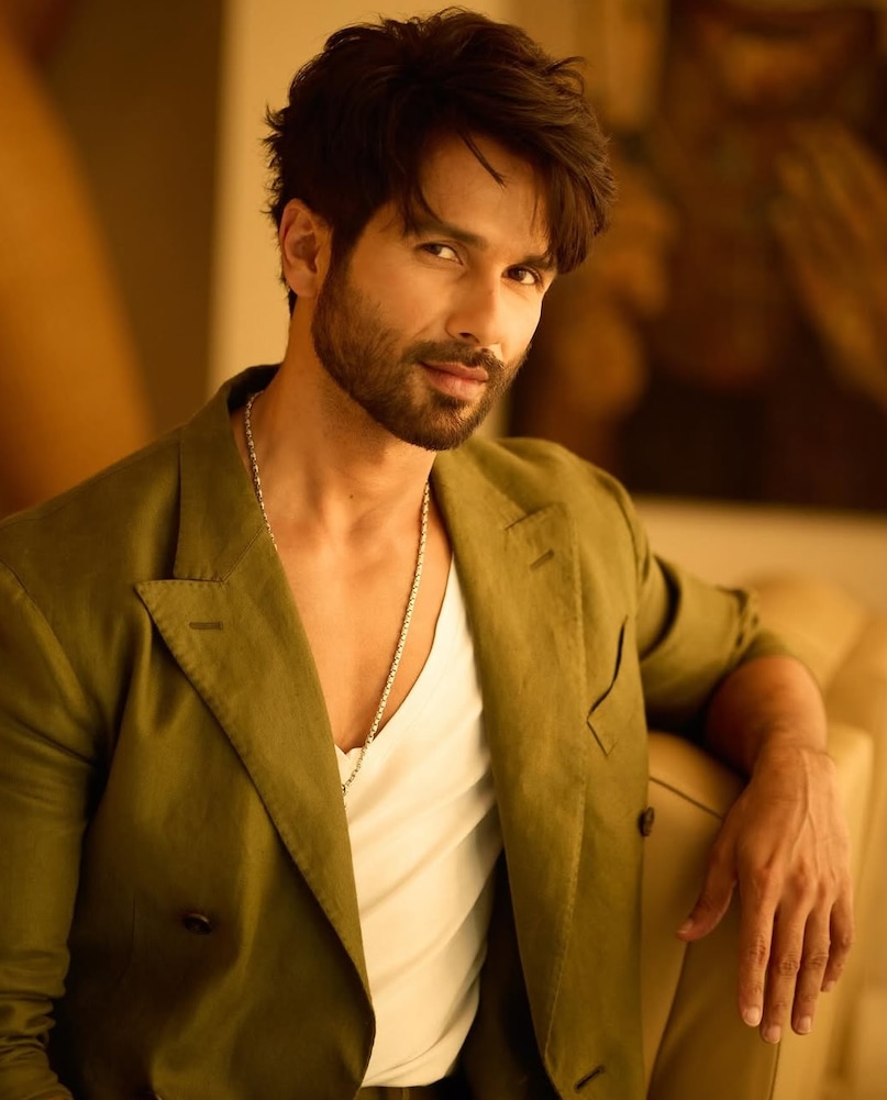 Shahid Kapoor script selection, Deva O Romeo, Shahid Kapoor on box office failure, Deva and O Romeo box office collection, Shahid Kapoor upcoming movie Cocktail 2, Shahid Kapoor changes movie selection strategy, शाहिद कपूर कॉकटेल 2, शाहिद कपूर की फ्लॉप फिल्में, देवा और ओ रोमियो बॉक्स ऑफिस कलेक्शन, शाहिद कपूर का बड़ा फैसला, बॉलीवुड एक्टर स्क्रिप्ट सिलेक्शन मिस्टेक Shahid Kapoor script selection, Deva O Romeo, Shahid Kapoor on box office failure, Deva and O Romeo box office collection, Shahid Kapoor upcoming movie Cocktail 2, Shahid Kapoor changes movie selection strategy, शाहिद कपूर कॉकटेल 2, शाहिद कपूर की फ्लॉप फिल्में, देवा और ओ रोमियो बॉक्स ऑफिस कलेक्शन, शाहिद कपूर का बड़ा फैसला, बॉलीवुड एक्टर स्क्रिप्ट सिलेक्शन मिस्टेक
