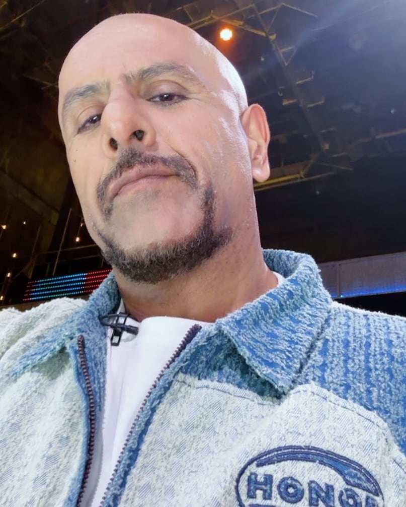 Vishal Dadlani,Vishal Dadlani birthday, Vishal Dadlani family background, Vishal Dadlani songs, Vishal Dadlani biography and career, विशाल ददलानी, विशाल ददलानी बर्थडे, विशाल ददलानी की बायोग्राफी, विशाल शेखर के गाने, विशाल ददलानी सॉन्ग्स, विशाल ददलानी इंडियन आइडल