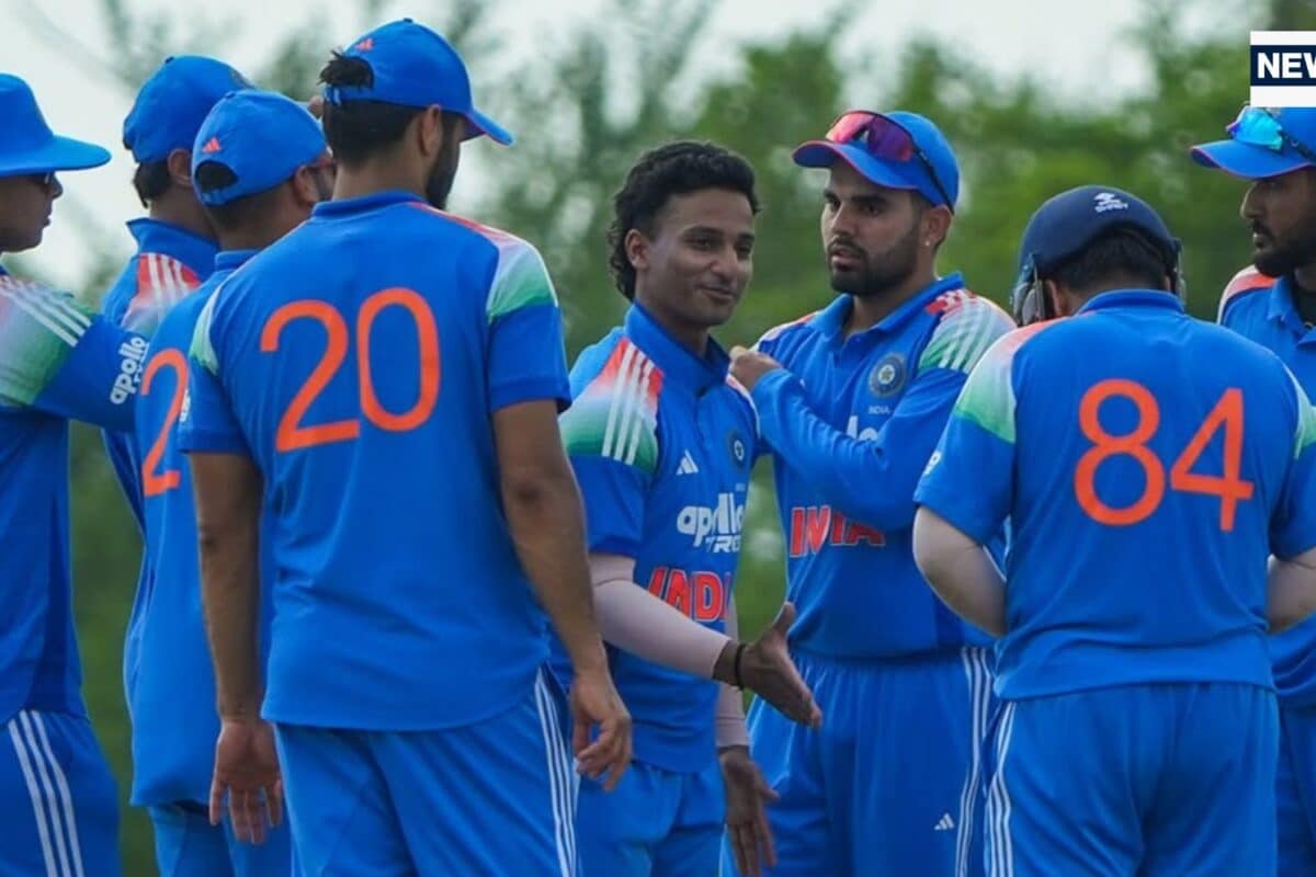 IND A vs SL A Tri Series LIVE Score: रोमांचक मोड़ पर मैच, इंडिया ए को छठे विकेट की तलाश, श्रीलंका का पलड़ा भारी