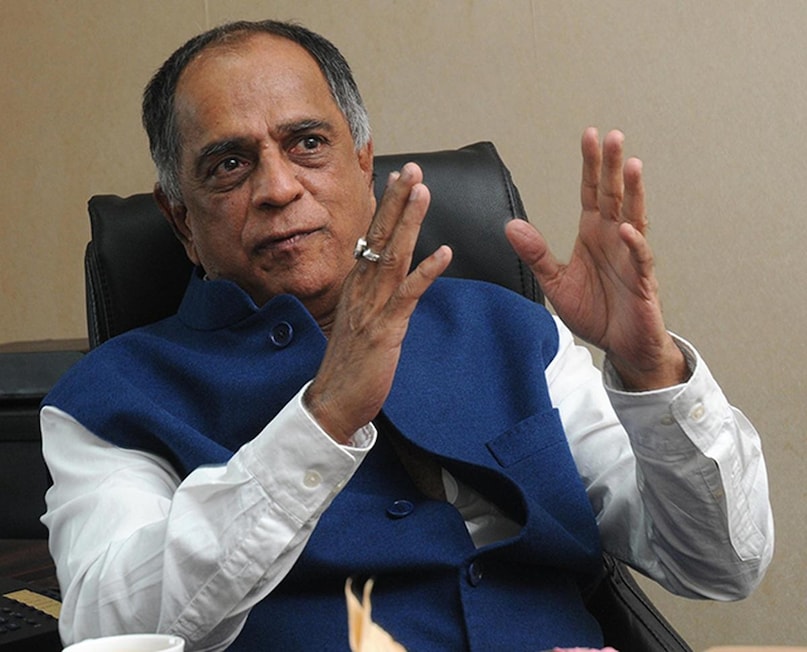 Pahlaj Nihalani Death News, Govinda Career Destroyed, Pahlaj Nihalani Govinda Movies, Bollywood Dark Secrets Throwback, Producer Pahlaj Nihalani Demise, पहलाज निहलानी का निधन, गोविंदा करियर थ्रोबैक, पहलाज निहलानी इंटरव्यू, पार्टनर फिल्म गोविंदा, बॉलीवुड नेपोटिज्म कंट्रोवर्सी