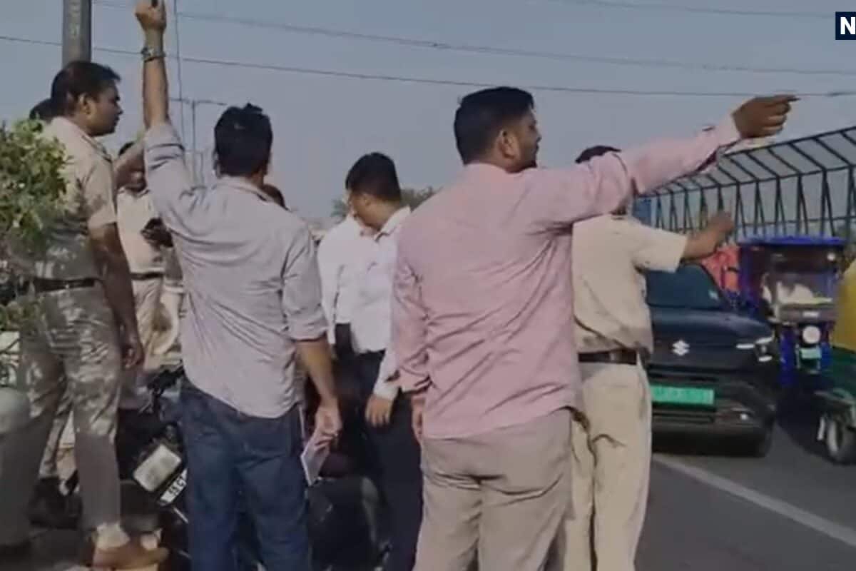 बैग छोड़ बदमाश करते रहे 9 लाख रुपये लूटने की कोशिश व्यापारी ने नहीं छोड़ा तो चला दीं 3 गोलियां
