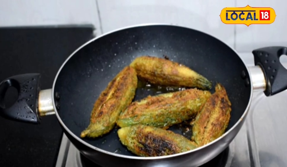 Recipe: कभी खाया है बेसन वाला करेला भरवा? एक महीने तक कर सकते हैं स्टोर, जानें इसकी अनोखी रेसिपी