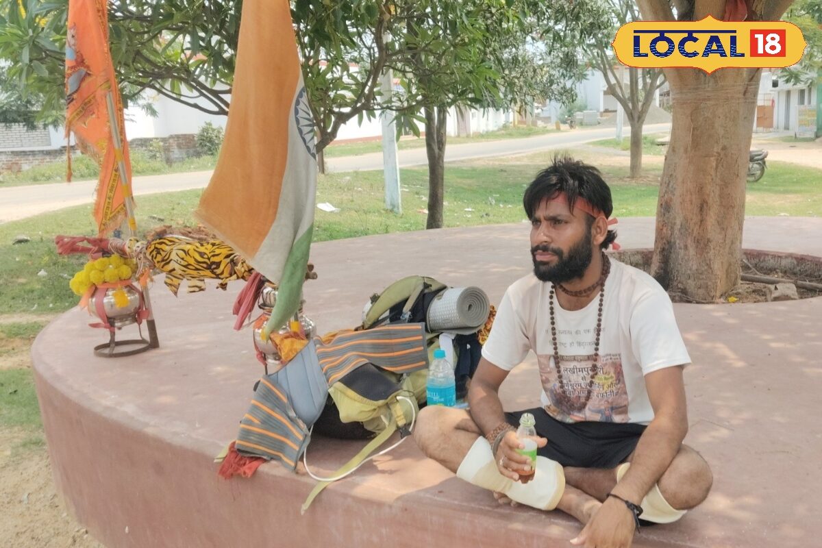 पैरों में छाले, पर मन में भोले का नाम; 7000 KM की पैदल यात्रा पर निकला ये अनोखा शिवभक्त