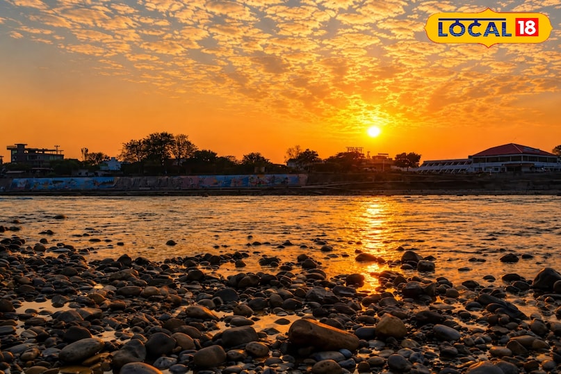 ऋषिकेश आएं तो मिस न करें ये खूबसूरत सनसेट पॉइंट्स, डूबते सूरज का नजारा देख भूल जाएंगे सब HYP 5852699 img20260611wa0084 watermark 11062026 184848 8