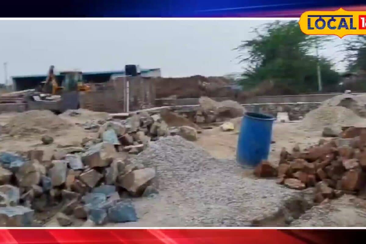 मंदिर और दुकानों में पढ़ रहे थे बच्चे, सरकार से नहीं मिली मदद, ग्रामीणों ने बदल दी सरकारी स्कूल की तस्वीर