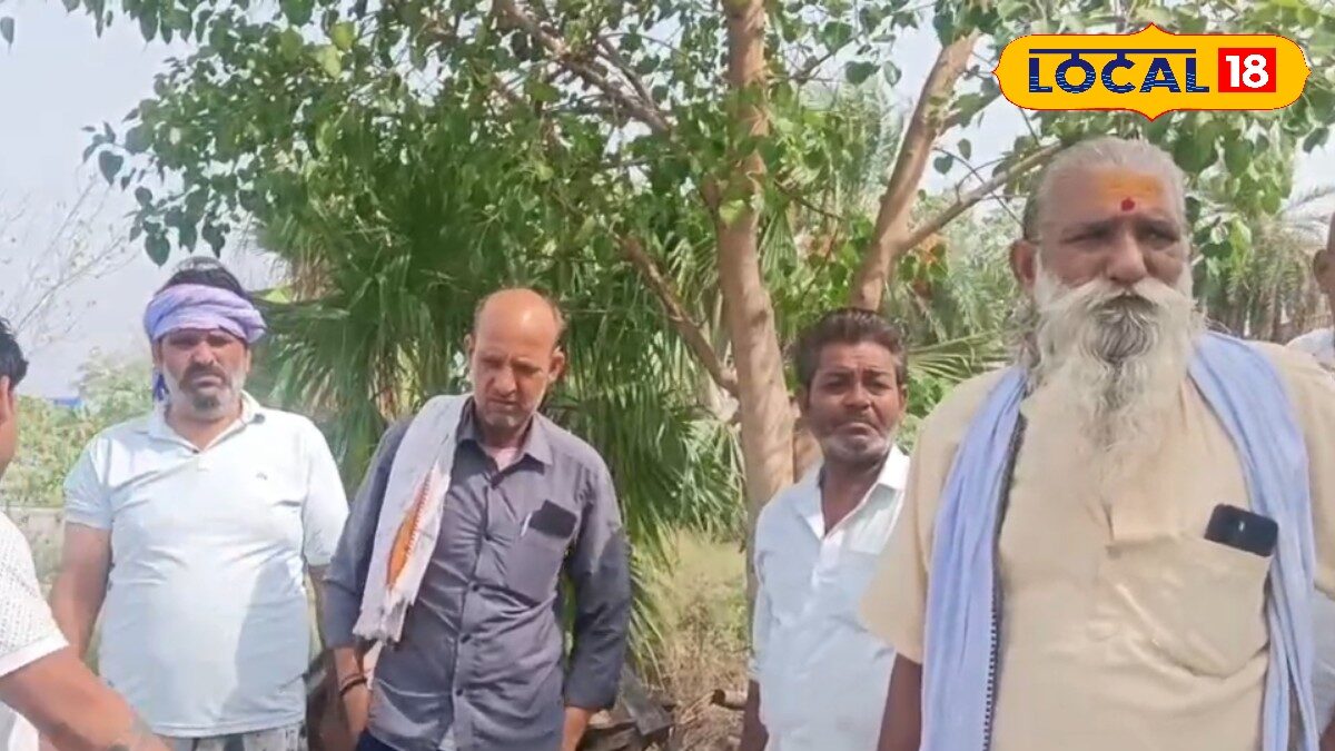 मथुराः छाता तहसील के बिलौटा गांव में NHAI की भूमिका बताकर प्रशासन ने चलाया बुल्डोजर, अब फिर से खड़ी हो दिवार, जाने पूरा मामला मथुराः छाता तहसील के बिलौटा गांव में NHAI की भूमिका बताकर प्रशासन ने चलाया बुल्डोजर, अब फिर से खड़ी हो दिवार, जाने पूरा मामला