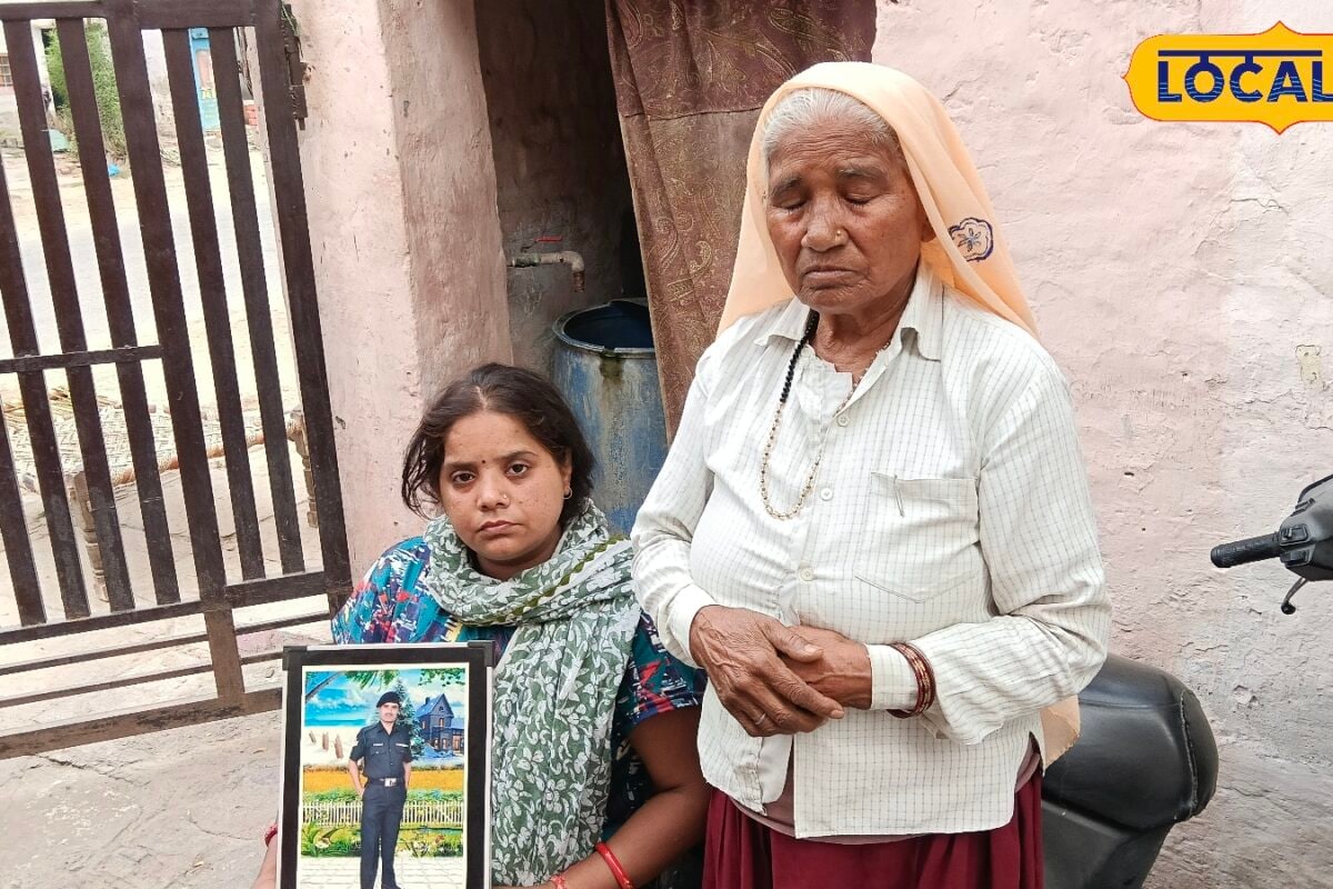 इंडो-चाइना बॉर्डर पर तैनात फौजी के घर पर चला बुलडोजर फूट-फूटकर रोई पत्नी 37 लाख रुपये पल भर में हो गए मिट्टी!
