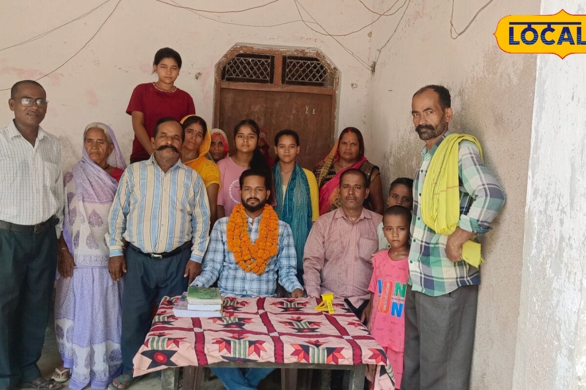 आपका बेटा अफसर बन गया! अभिषेक सिंह ने किचन में कही ये बात सुन भावुक हुई मां सात साल के संघर्ष से भरी है सफलता की कहानी