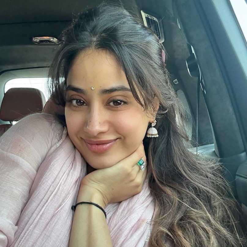 Janhvi Kapoor, Peddi , Ram Charan ,  Janhvi Kapoor Ram Charan movie , जाह्नवी कपूर , पेड्डी फिल्म, राम चरण
