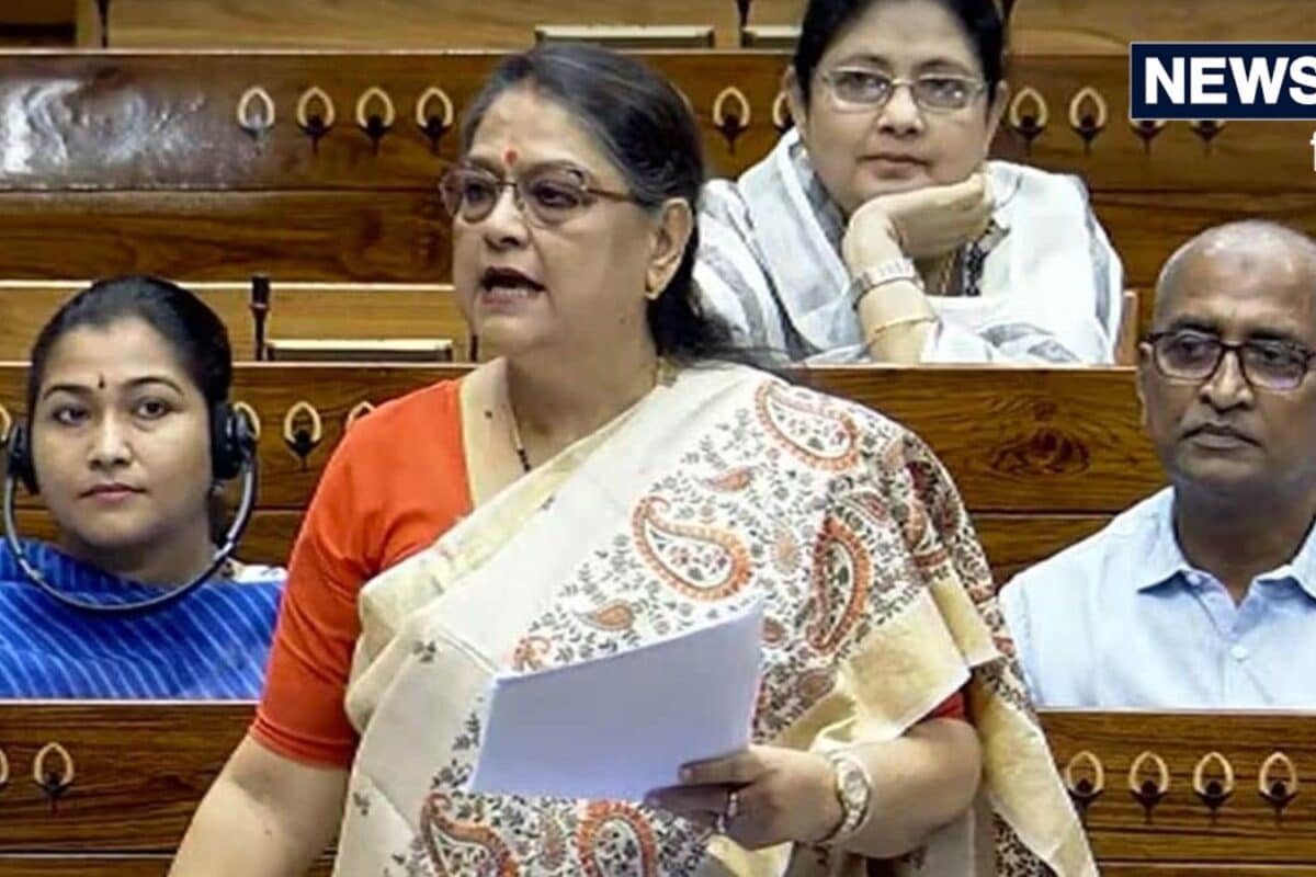 काकोली घोष दस्तीदार, वो मह‍िला, जो ममता बनर्जी के 20 सांसद ले उड़ीं