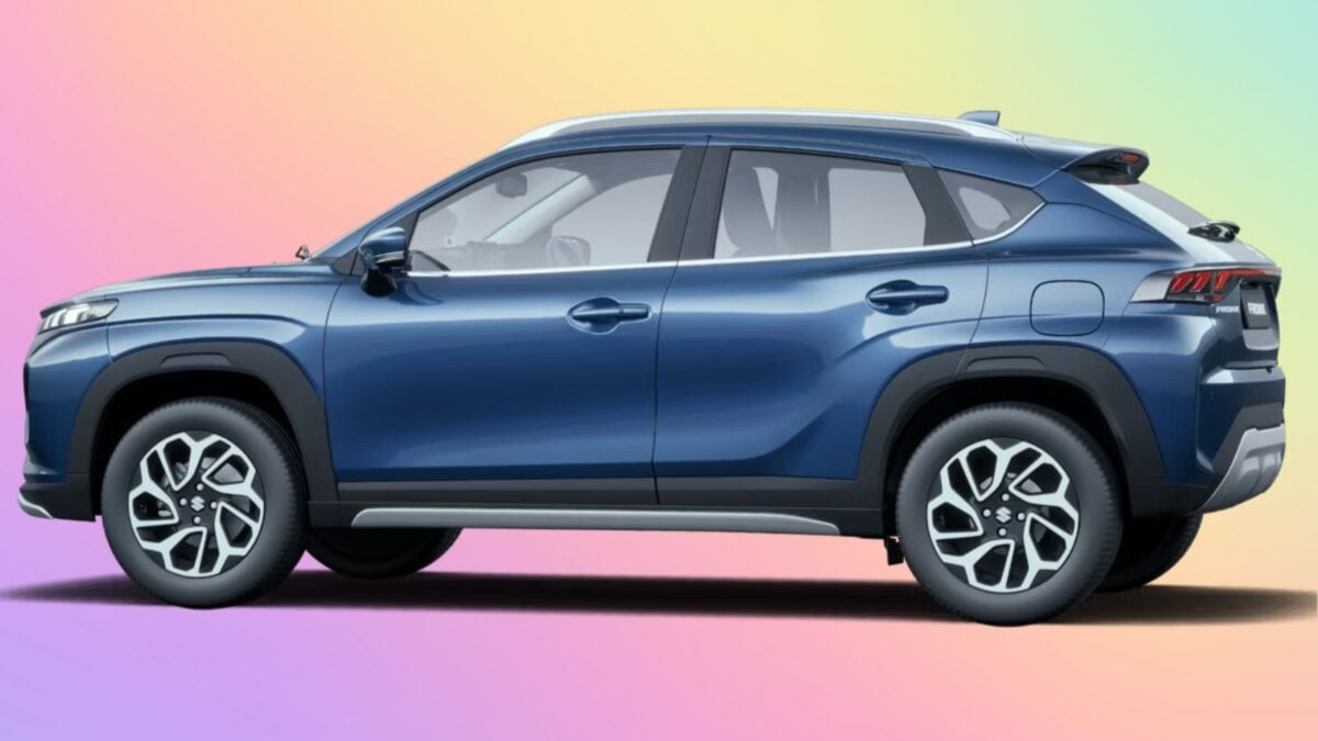 35 KM Mileage, Sunroof and 6 Airbags! This hybrid SUV is coming to explode the market