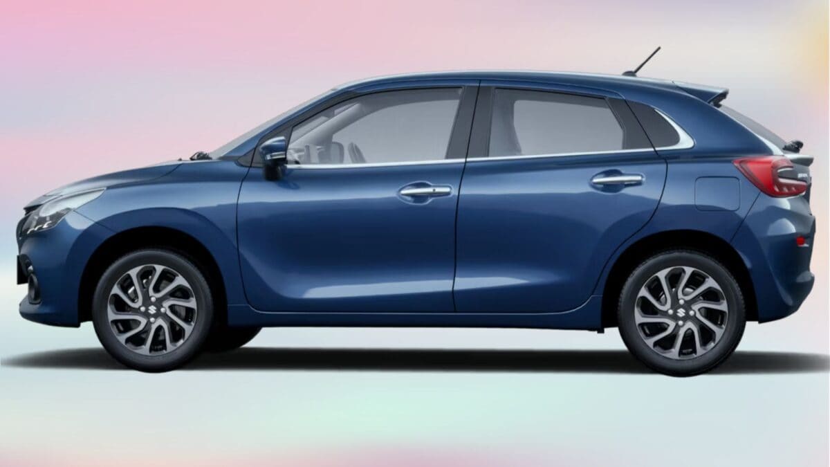 30 KM Mileage, 360° Camera and 6 Airbags! This is the country's best selling hatchback