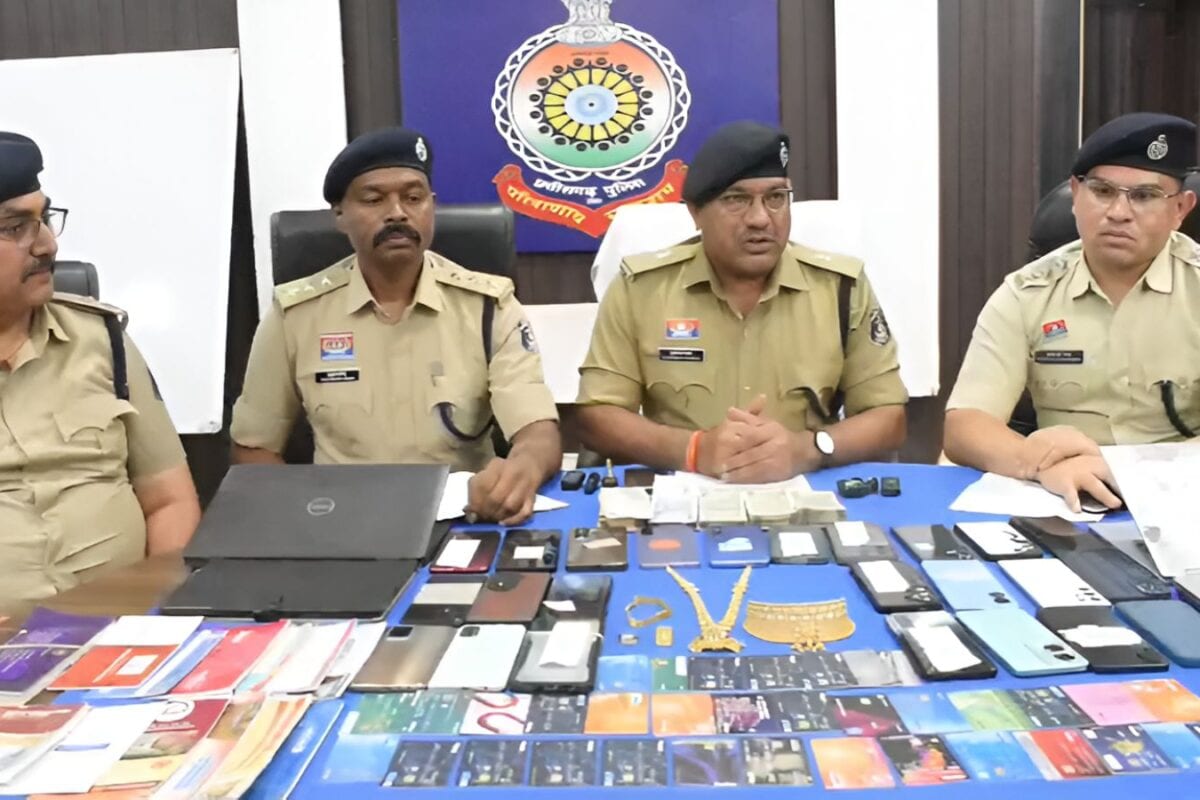 26 मोबाइल, 3 लैपटॉप, 85 ATM कार्ड...ऑनलाइन सट्टा सिंडिकेट का भंडाफोड़, ऐसे हो रहा था खेल
