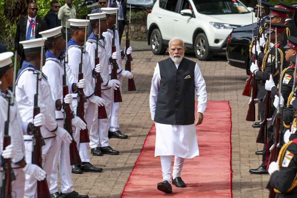 हम आकार से रिश्ते तय नहीं करते PM मोदी का सेशेल्स से मैसेज बांग्लादेश-नेपाल में दिखी झलक