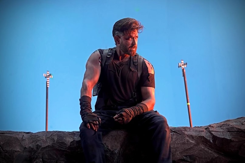 Hrithik Roshan, Hrithik Roshan News, Hrithik Roshan not happy with roles, Hrithik Roshan wants to play darker characters, Hrithik Roshan in Luck by Chance, ऋतिक रोशन, ऋतिक रोशन समाचार, ऋतिक रोशन भूमिकाओं से खुश नहीं हैं, ऋतिक रोशन गहरे किरदार निभाना चाहते हैं, ऋतिक रोशन लक बाय चांस में