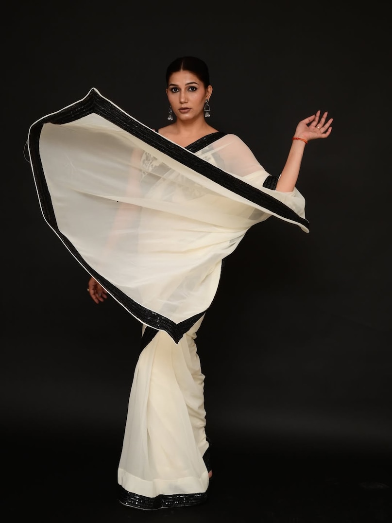 Sapna Choudhary, Sapna Choudhary News, Sapna Choudhary Cryptic Post, Sapna Choudhary Cryptic Post admit divorce case, Sapna Choudhary latest post, Sapna Choudhary divorce case, Sapna Choudhary husband Veer sahu, Sapna Choudhary latest Post, सपना चौधरी, सपना चौधरी न्यूज, सपना चौधरी क्रिप्टिक पोस्ट, सपना चौधरी क्रिप्टिक पोस्ट, सपना चौधरी का तलाक केस, सपना चौधरी लेटेस्ट पोस्ट, सपना चौधरी पति वीर साहू