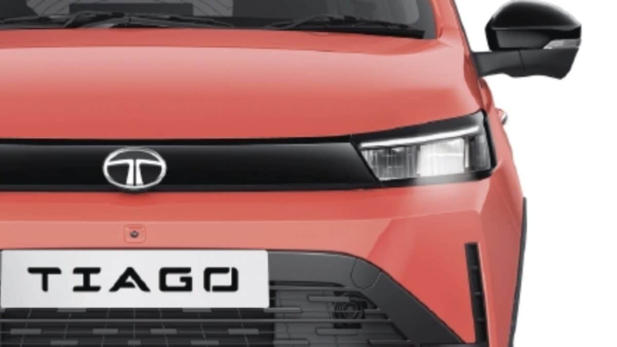 Spend less, save more! Which car to choose between Tiago iCNG and EV? know this