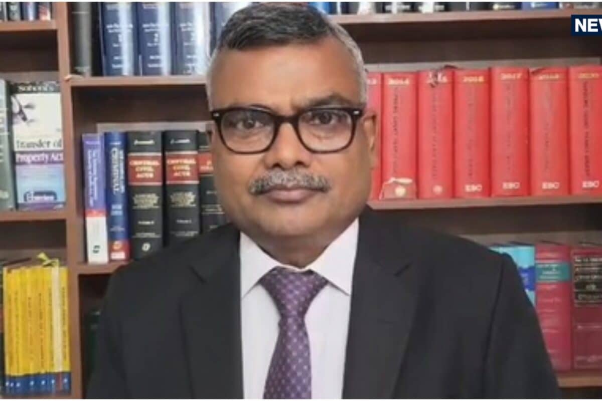 नागरिकता का अंतिम सबूत क्या पासपोर्ट को लेकर सामने आई दो अलग राय देश में फिर छिड़ी पहचान की बहस