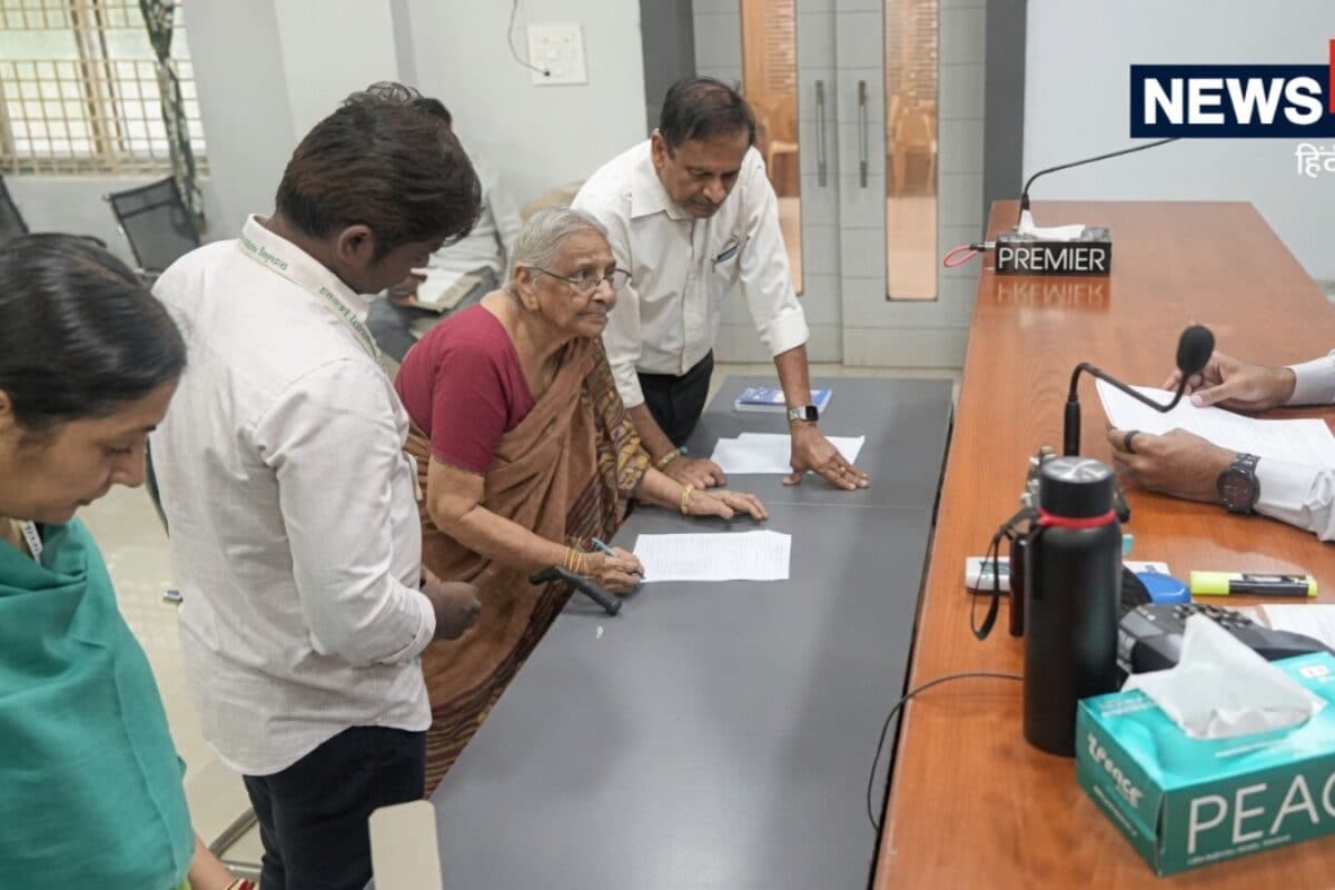 'हिंदुस्तानी बनकर ही मरना चाहती हूं', भारत लौटने को महिला ने US पासपोर्ट ठुकराया, दिल छू लेगा वीडियो