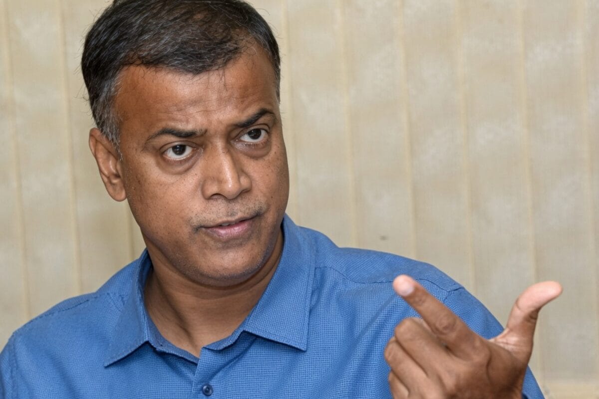 Bihar IAS Reshuffle: नीतीश कुमार के चहेते आईएएस आनंद किशोर बिहार बोर्ड के अध्यक्ष पद से क्यों हटाए गए इनसाइड स्टोरी