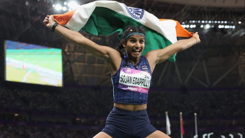 Ancy Sojan, who is Ancy Sojan, Ancy Sojan national records, Ancy Sojan creats history, Ancy Sojan new Indian athtletics queen, Ancy Sojan breaks anju bobby George, Ancy Sojan Indian long jumbper, Ancy Sojan biryani, Ancy Sojan bhag Milkha bhag movie scene, Ancy Sojan story, Ancy Sojan national records holder, एंसी सोजन, कौन है एंसी सोजन, एंसी सोजन एथलीट, कौन हैं एंसी सोजन नेशनल रिकॉर्ड होल्डर, एंसी सोजन ने बनाया रिकॉर्ड