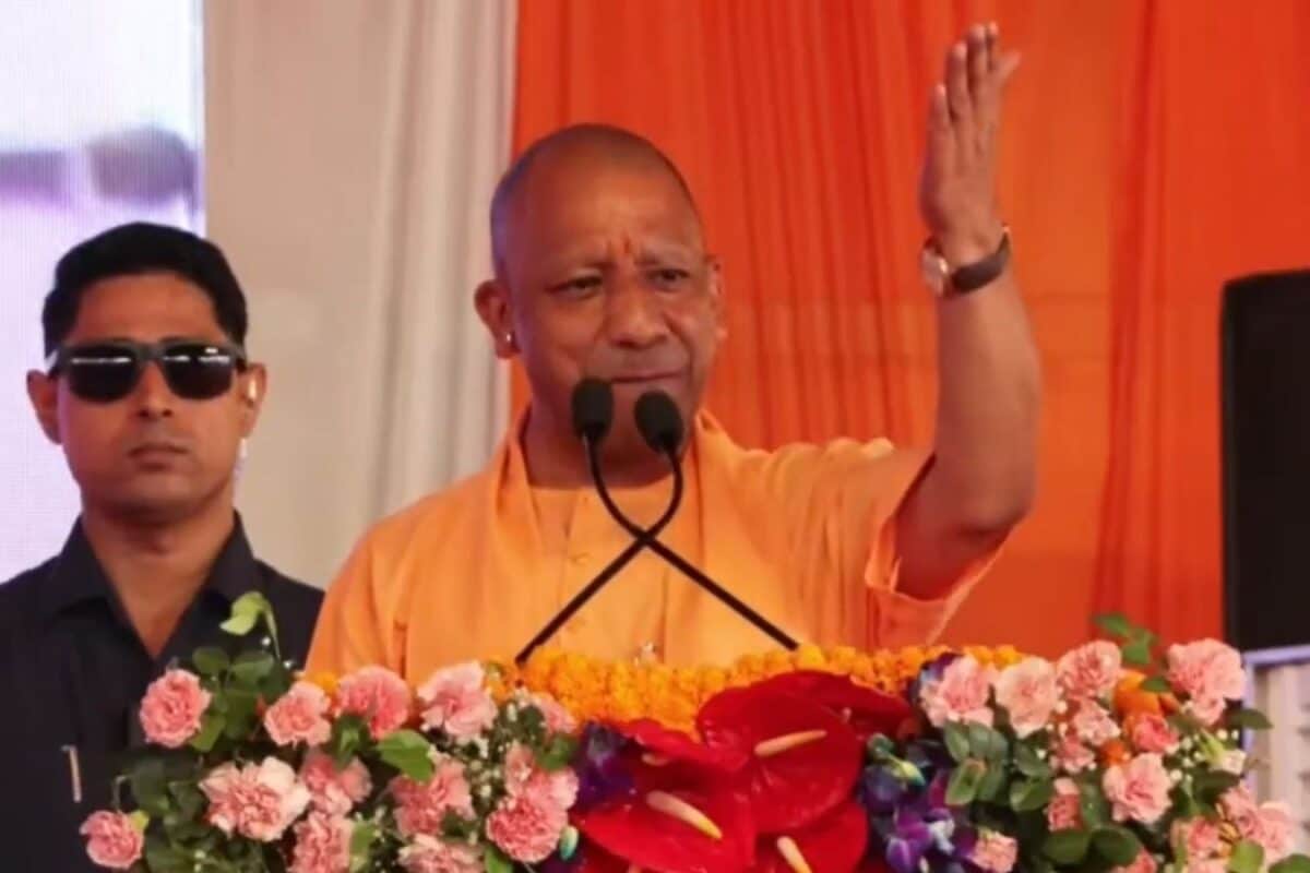 अयोध्या की चिंता मत करिए पश्चाताप करिए सीएम योगी ने अखिलेश यादव को श्रीकृष्ण जन्मभूमि पर दी खुली चुनौती तुष्टीकरण पर घेरा