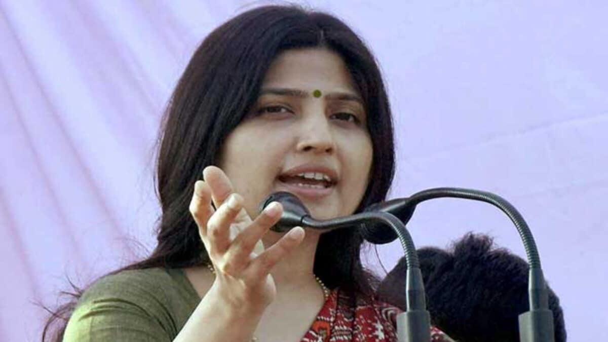 डिंपल यादव ने SIR पर चुनाव आयोग पर साधा निशाना