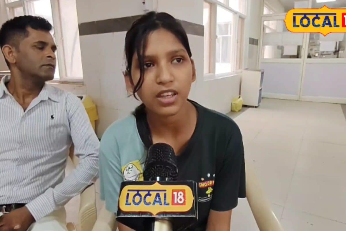 रात में सो रही थी युवती, कान में काट गया जहरीला करैत, कोमा से 3 दिन बाद लौटकर सुनाई आपबीती