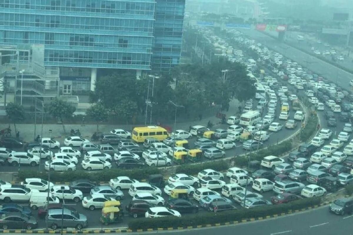 Gurugram News: गुरुग्राम में IFFCO चौक से SPR तक बदलेगी सड़क की तस्वीर, फुटपाथ और साइकिल ट्रैक के साथ होंगी कई बड़ी सुविधाएं