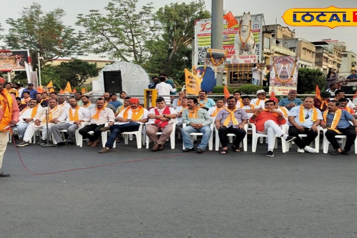 चेतक अश्व पूजन से गूंज उठा महाराणा प्रताप जयंती महोत्सव! मातृ शक्ति की तलवार रास और युवाओं के जोश ने बांधा समां