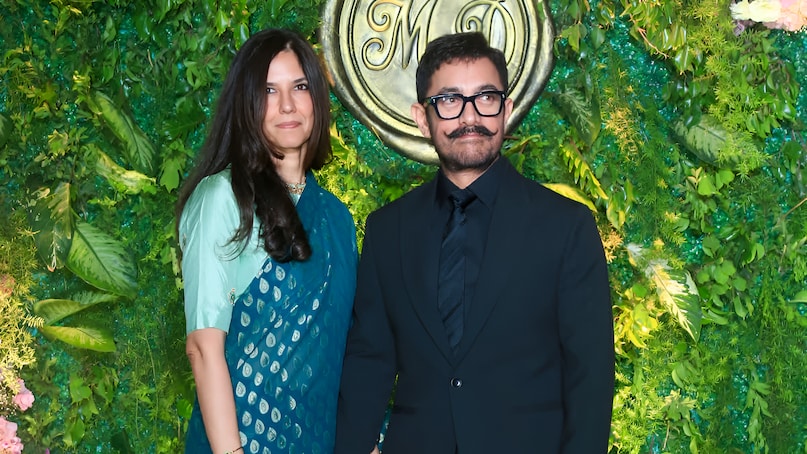 Aamir Khan, Aamir Khan News, Aamir Khan confirmed himself about third marriage, Gauri Spratt, Gauri Spratt and Aamir Khan relationship, Aamir Khan-Gauri Spratt wedding date, Aamir Khan-Gauri Spratt wedding news is true, Aamir Khan first wife, Aamir Khan second wife, आमिर खान, आमिर खान समाचार, आमिर खान ने तीसरी शादी के बारे में खुद पुष्टि की, गौरी स्प्रैट, गौरी स्प्रैट और आमिर खान का रिश्ता, आमिर खान-गौरी स्प्रैट की शादी की तारीख, आमिर खान-गौरी स्प्रैट की शादी की खबर सच है, आमिर खान पहली पत्नी, आमिर खान दूसरी पत्नी