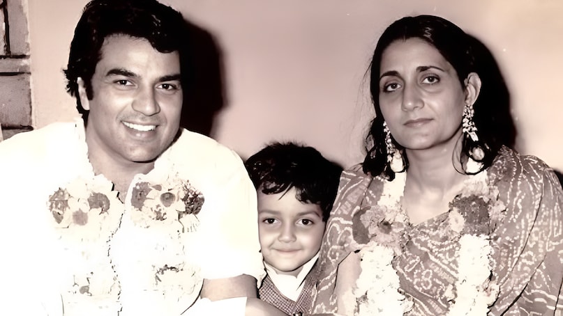 Bobby Deol,  Bobby Deol news,  Bobby Deol and Prakash Kaur, Prakash Kaur Totally grounded, Bobby Deol-Dharmendra, Prakash Kaur is Totally grounded never got into Dharmendra fame glory, Bobby Deol on his wife, बॉबी देओल, बॉबी देओल से जुड़ी खबरें, बॉबी देओल और प्रकाश कौर, प्रकाश कौर ज़मीन से जुड़ी महिला हैं, बॉबी देओल-धर्मेंद्र, प्रकाश कौर हमेशा सादगी से रहीं और धर्मेंद्र की शोहरत या चकाचौंध से दूर रहीं, बॉबी देओल अपनी पत्नी के बारे में