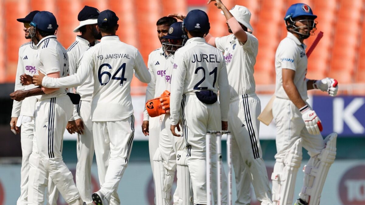 Ind vs Afg Test: दूसरी पारी में अफगानिस्तान के 9 विकेट गिरने के बाद मैच क्यों खत्म हो गया? भारत को विजेता घोषित कैसे किया Ind vs Afg Test: दूसरी पारी में अफगानिस्तान के 9 विकेट गिरने के बाद मैच क्यों खत्म हो गया? भारत को विजेता घोषित कैसे किया