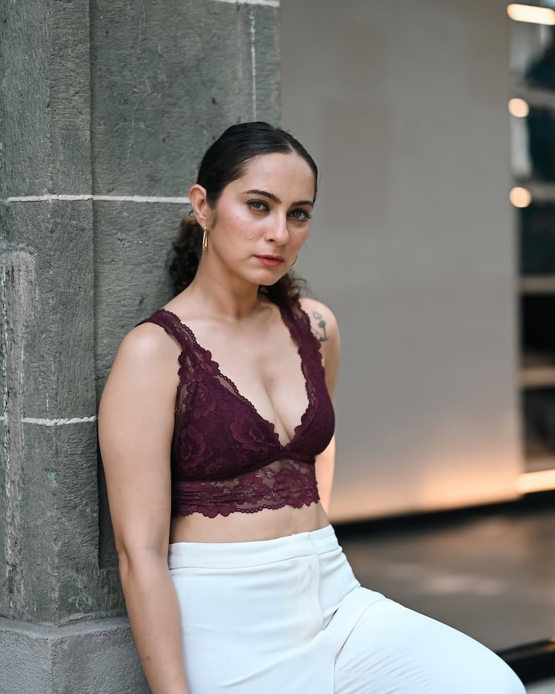 lovina tandon, lovina tandon casting couch, lovina tandon jodha akbar, jodha akbar lovina tandon, लवीना टंडन, रुकैया बेगम
