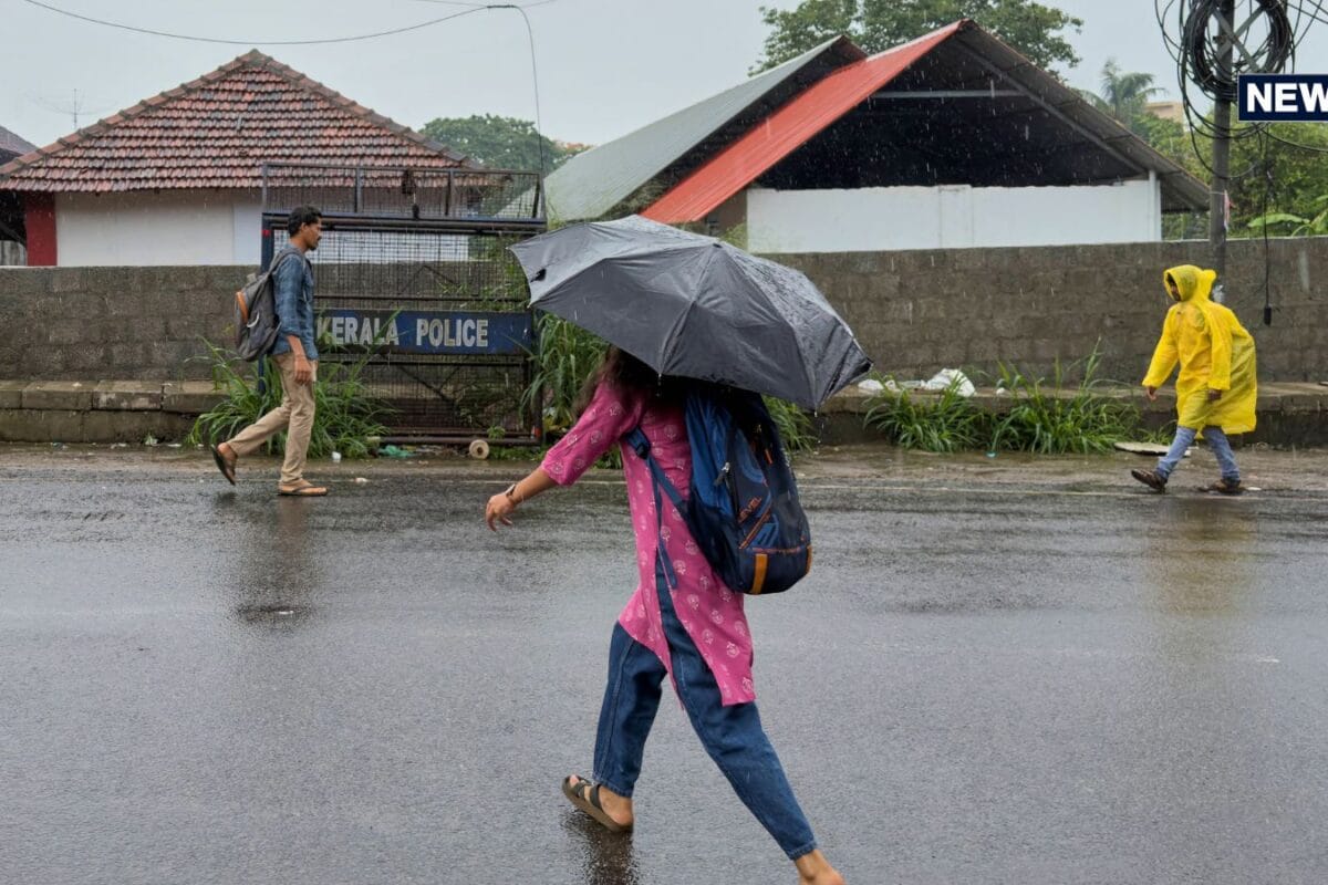 मानसून कहां तक आया, यूपी-बिहार में कब एंट्री? दिल्ली में 1920 के बाद 120KM की चली आंधी