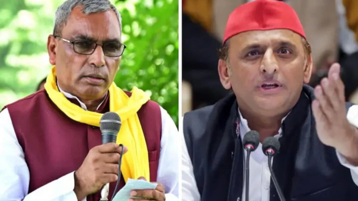बागी भूमि का लाल ढहायागा सपा का किला? ओम प्रकाश राजभर का इशारा किसकी तरफ? ब्राह्मण समाज की बैठक में क्या हुआ ऐसा? बागी भूमि का लाल ढहायागा सपा का किला? ओम प्रकाश राजभर का इशारा किसकी तरफ? ब्राह्मण समाज की बैठक में क्या हुआ ऐसा?