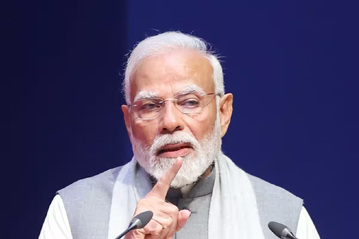 PM मोदी फ्रांस के लिए रवाना, भारत इनोवेट्स से हिलेगा पूरा यूरोप-VIDEO