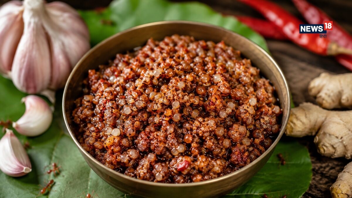 लाल चीटियों की चटनी… भारत की ये पारंपरिक डिश कहां खाई जाता है?