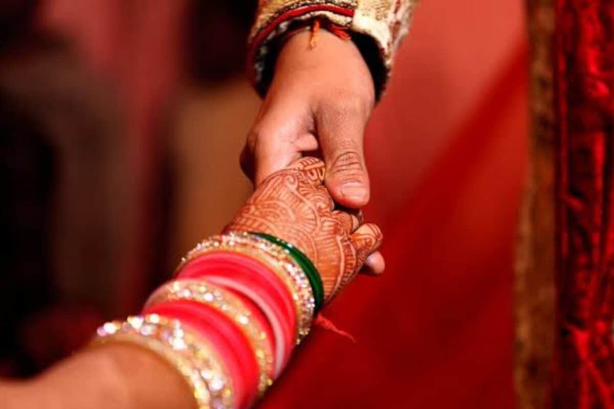 'अरे-अरे... ये देखो, लड़के वाले किस पर आए हैं!' दुल्हन के घर जब पहुंची बारात, हर कोई करने लगा यही बात