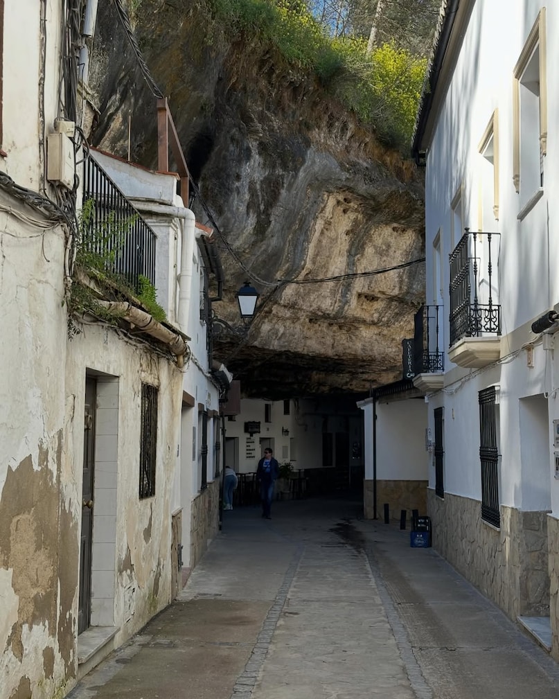 spanish town under rocks 3 2026 06 02b4f8d3c16a0138df38a9734f862ce3