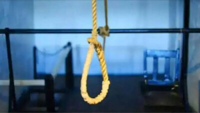 मुंबई में आईसीटी कॉलेज में 19 साल के छात्र ने आत्‍महत्‍या कर ली है.  (सांकेतिक फोटो -एआई)