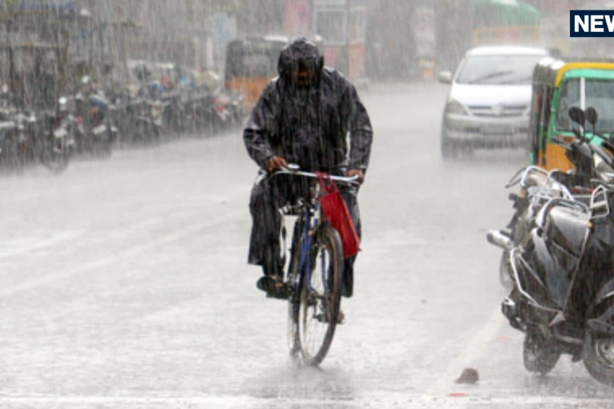 50 KMPH की तूफानी हवा के साथ मूसलाधार बारिश बाढ़ जैसे बन सकते हैं हालात IMD ने कहा- सतर्क रहें