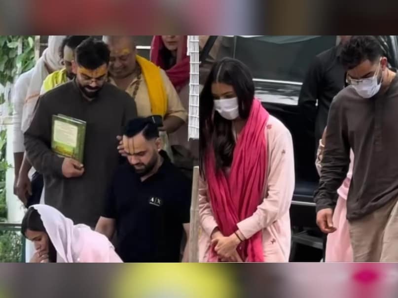 Virat Kohli Visited Vrindavan