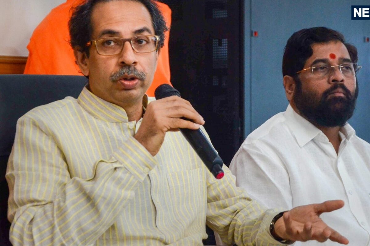 Uddhav Thackeray Shiv Sena Crisis LIVE: उद्धव ठाकरे अब विधायकों को संभालने में जुटे आज करेंगे बैठक बागियों ने लिए बड़ा दिन
