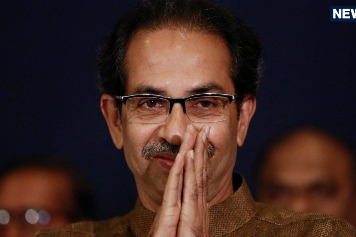 महाराष्‍ट्र ऑपरेशन टाइगर: शिवसेना (UBT) की बैठक से 3 सांसद नदारद उद्धव ठाकरे की बढ़ीं धड़कनें