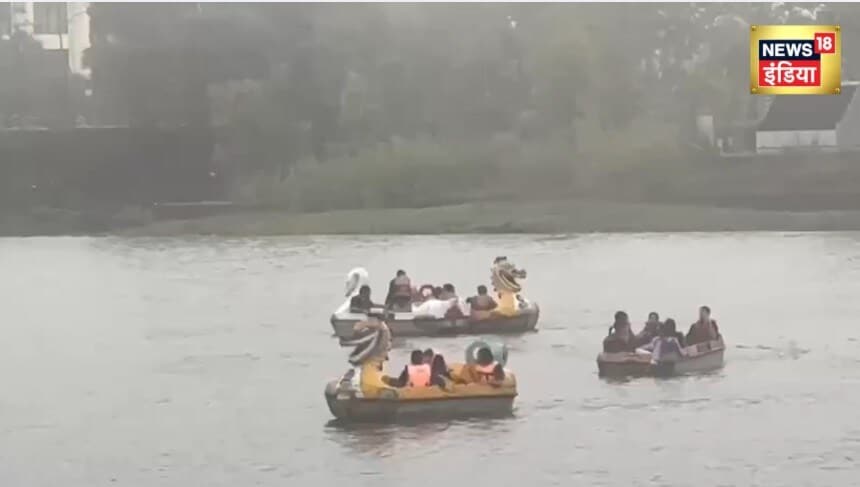 सापुतारा झील में बोट से कूदा पर्यटक नाव पलटने का मंडराया खतरा पुलिस ने लिया हिरासत में